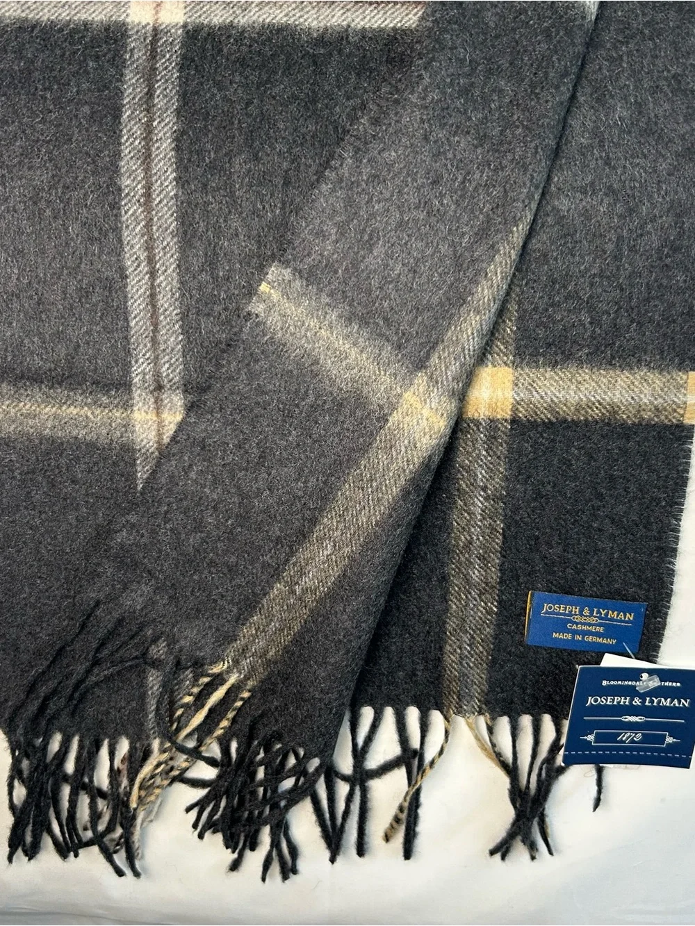 Joseph & Lyman Mens 100% Cashmere Scarf Dark Gray Plaid Made in Germany NWT